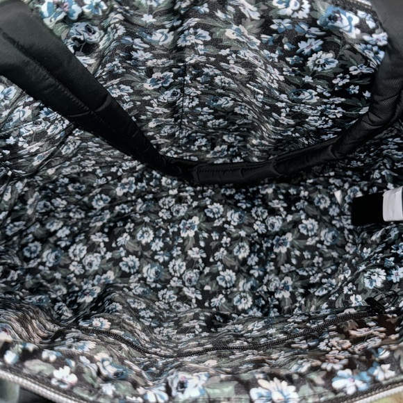 Black Vera Bradley purse - Picture 5 of 5